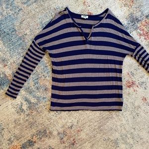 Navy and Neutral V neck Long Sleeve Tee